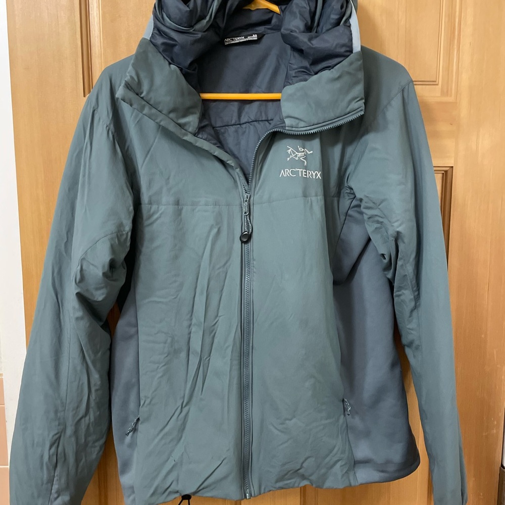 Men’s Arcteryx Atom LT jacket